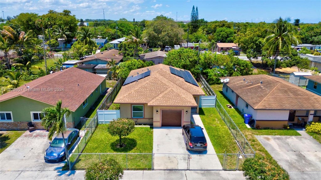 Photo of 2921 NW 4th Ct, Pompano Beach, FL 33069 (MLS # A11628607)