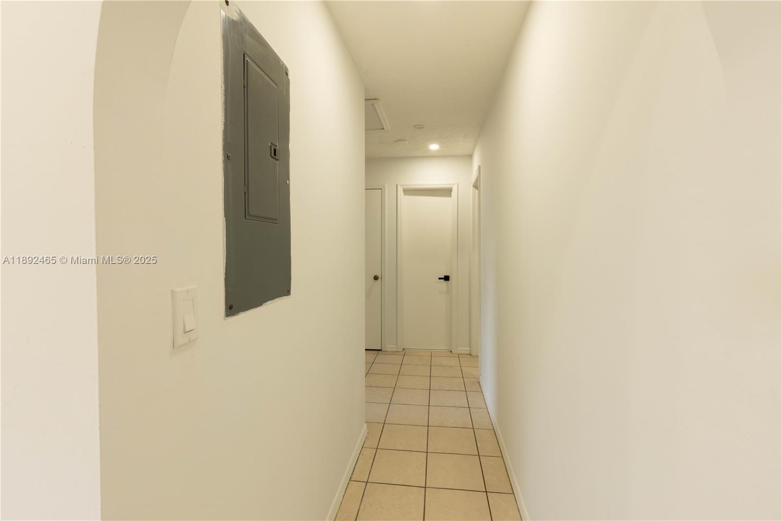 CUTLER CREEK CLUB SEC 2 - Residential Lease