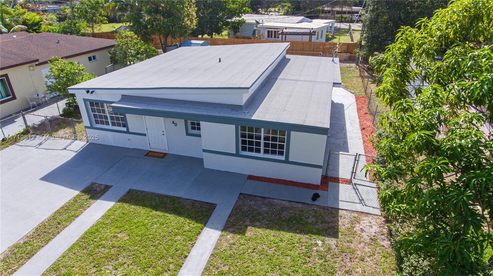 Property for Sale at 40 Nw 121st St, North Miami, Miami-Dade County, Florida - Bedrooms: 3 
Bathrooms: 1  - $550,000