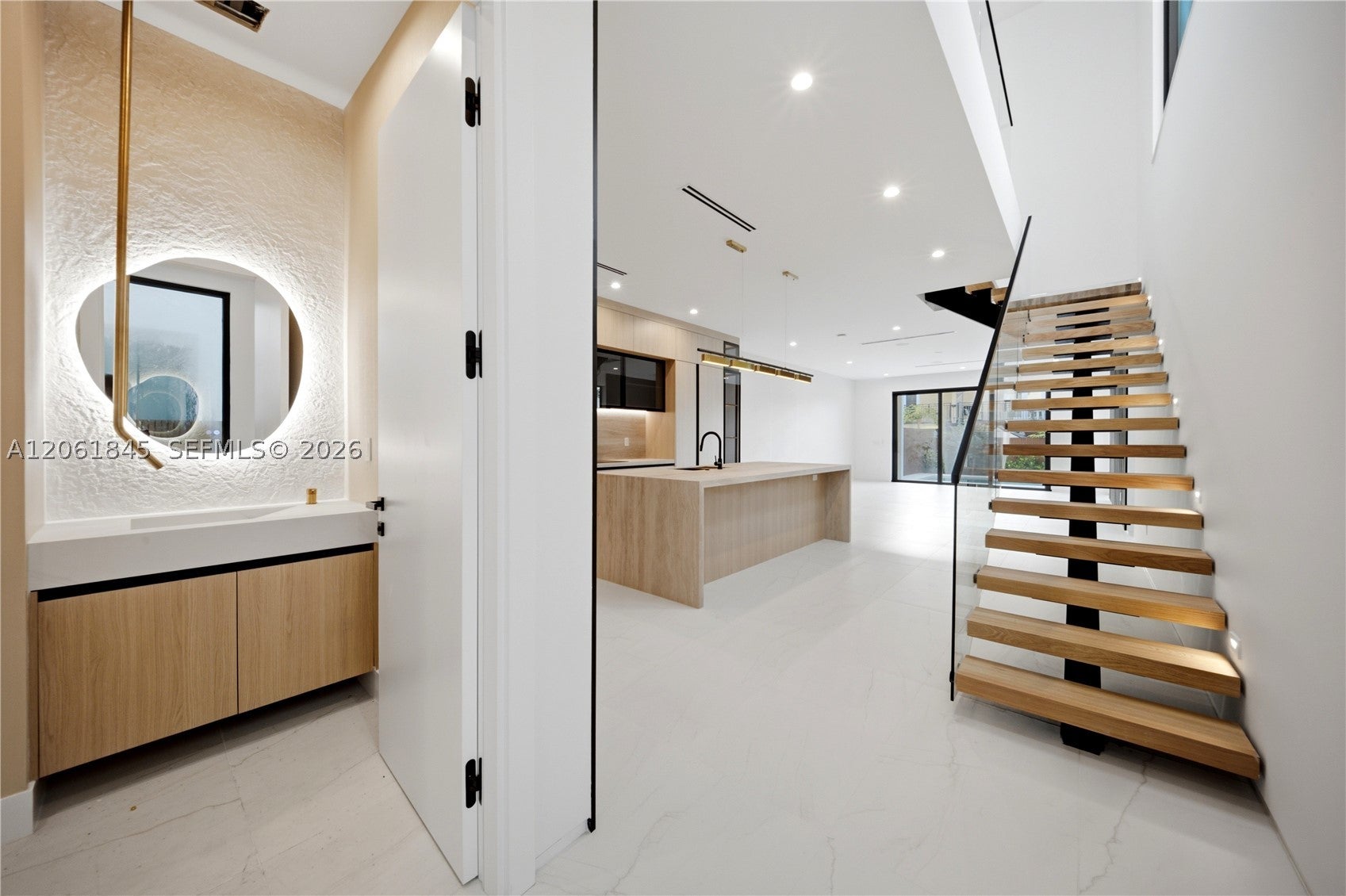 1320 NE 16th Ter, Fort Lauderdale, FL, 33304/$1,425,000 2 1320 NE 16th Ter