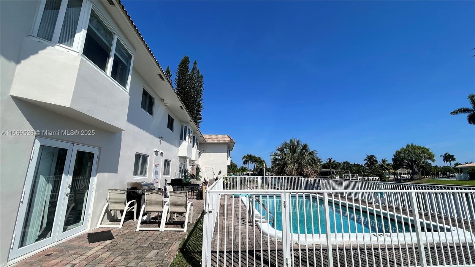 POMPANO BEACH VIEW CONDO - Residential Lease