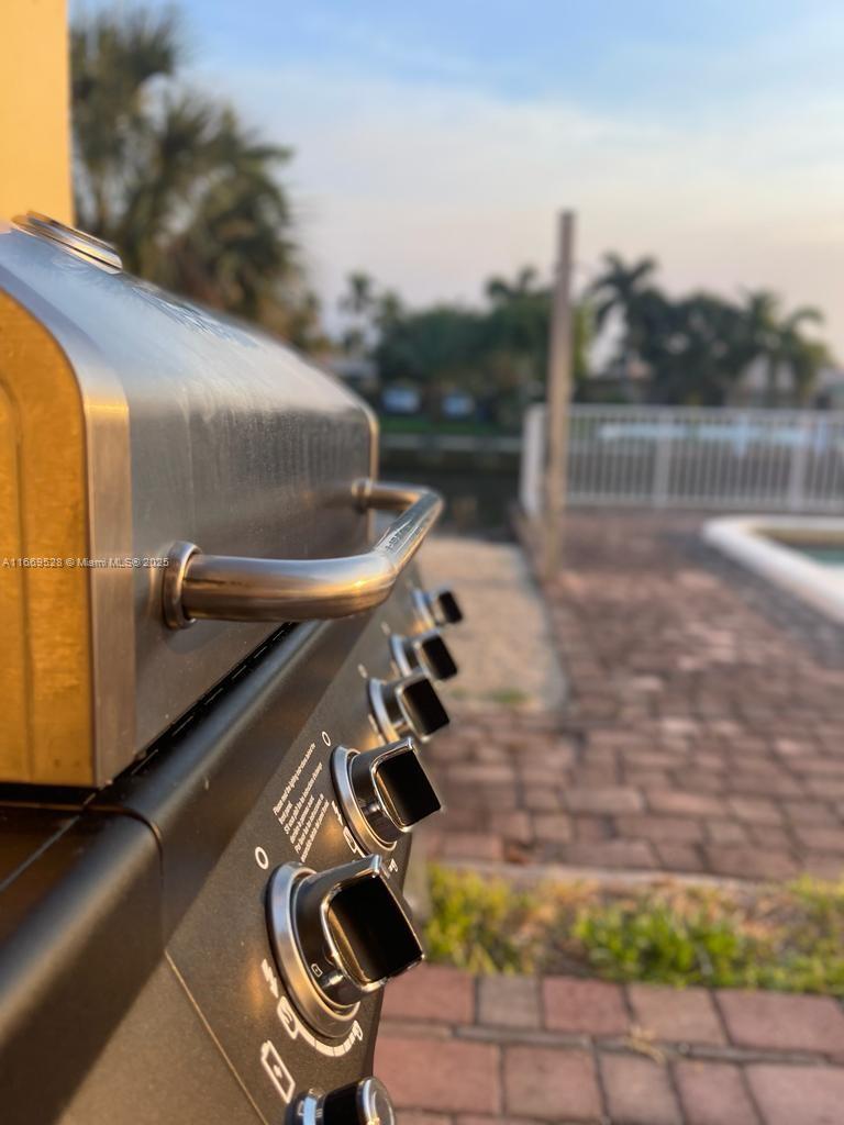 POMPANO BEACH VIEW CONDO - Residential Lease