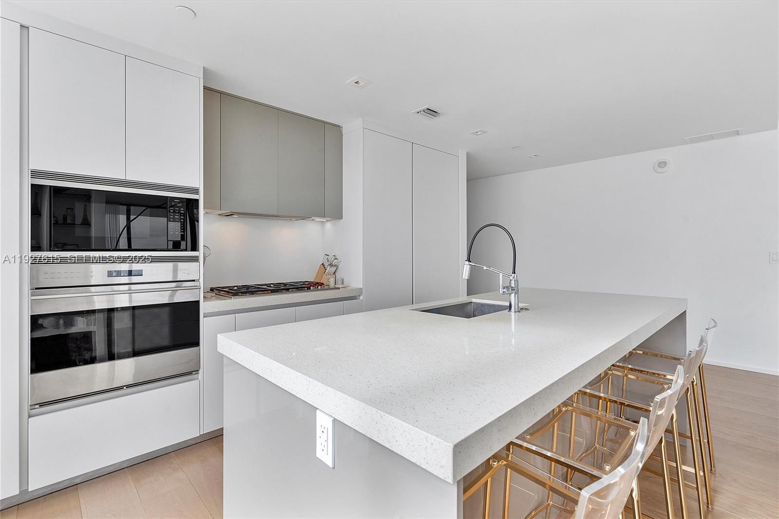 Elysee - Residential Lease