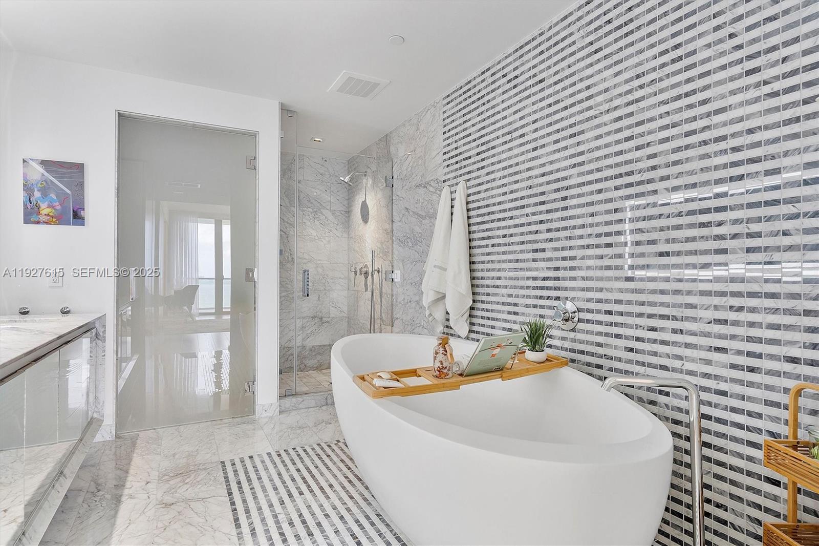 Elysee - Residential Lease