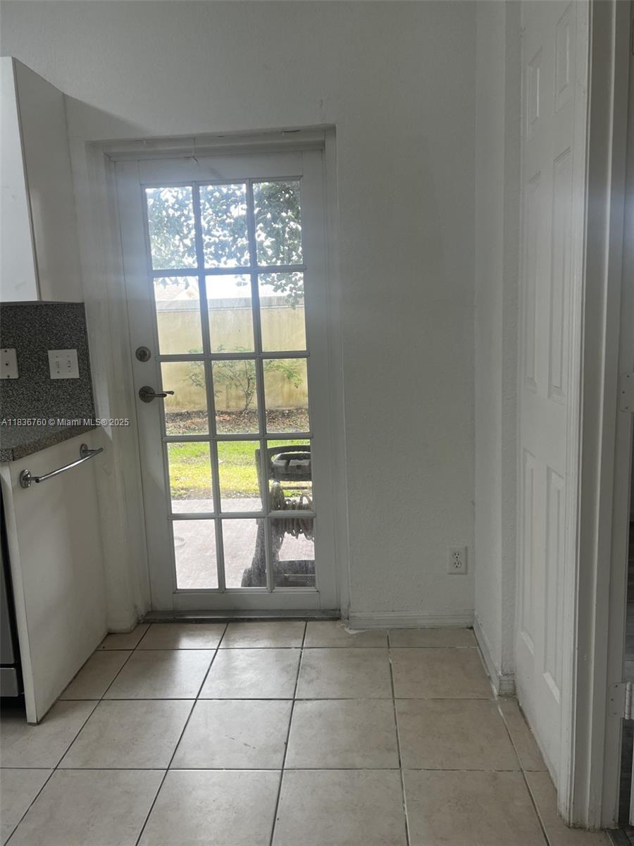 , Sunrise, FL, 33323/$485,000 4 649849398