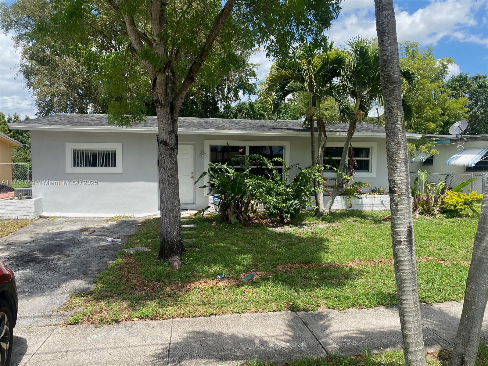 7661 Sunset Strip 7661, Sunrise, Miami-Dade County, Florida - 3 Bedrooms  
3 Bathrooms - 