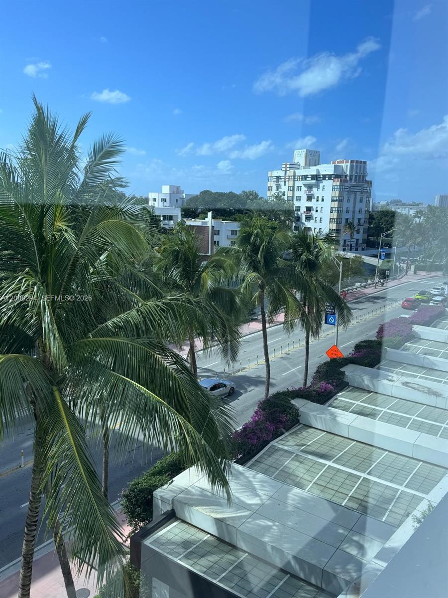 RONEY PALACE CONDO - Residential