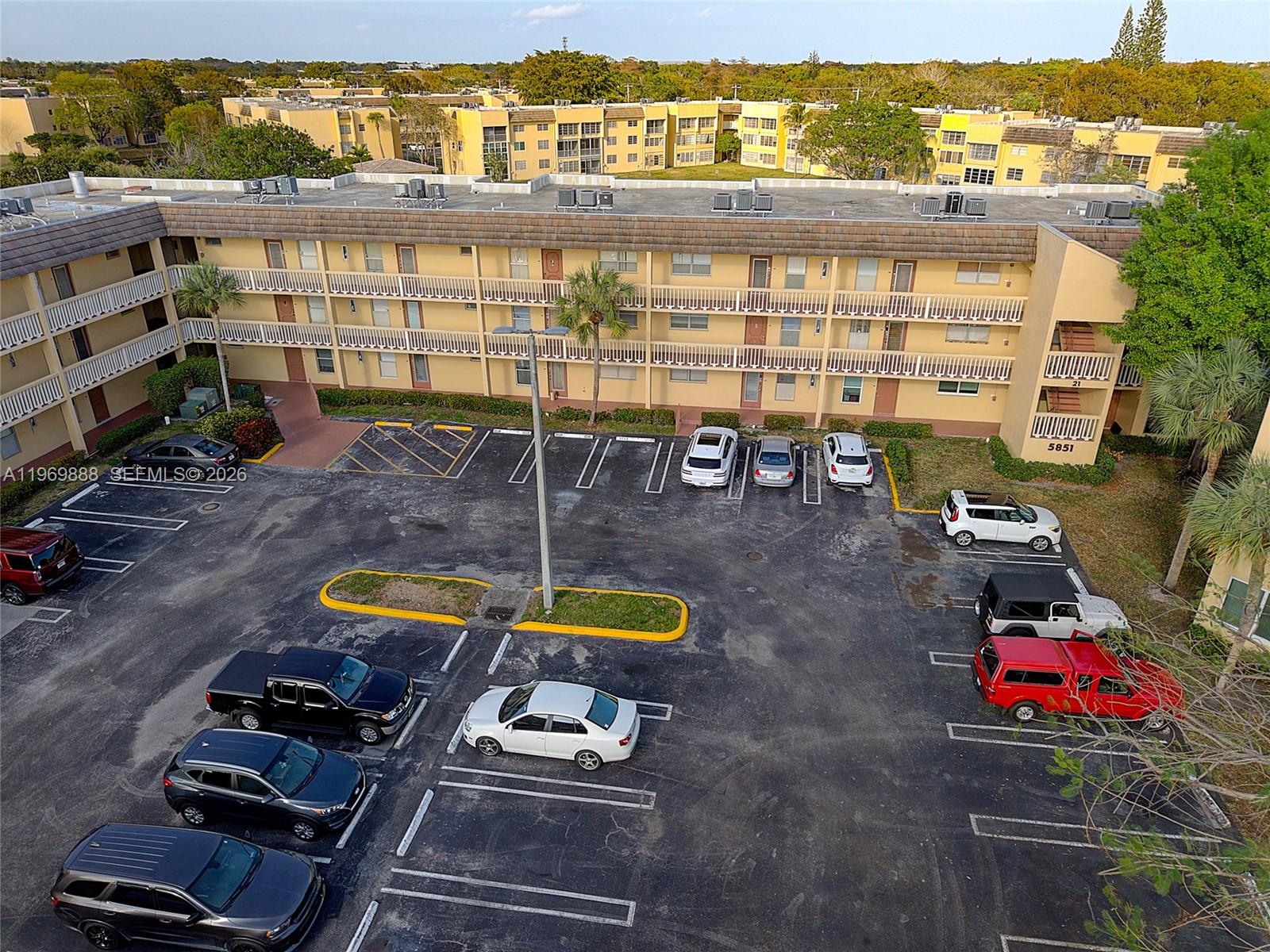 BERMUDA CLUB SEVEN CONDO - Residential