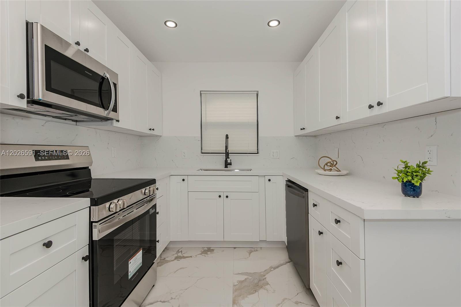CORONET PARK - Residential