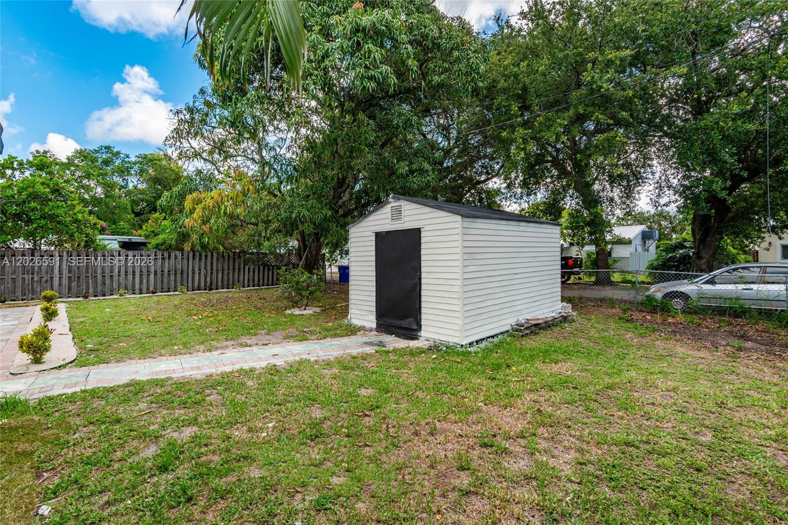 CORONET PARK - Residential