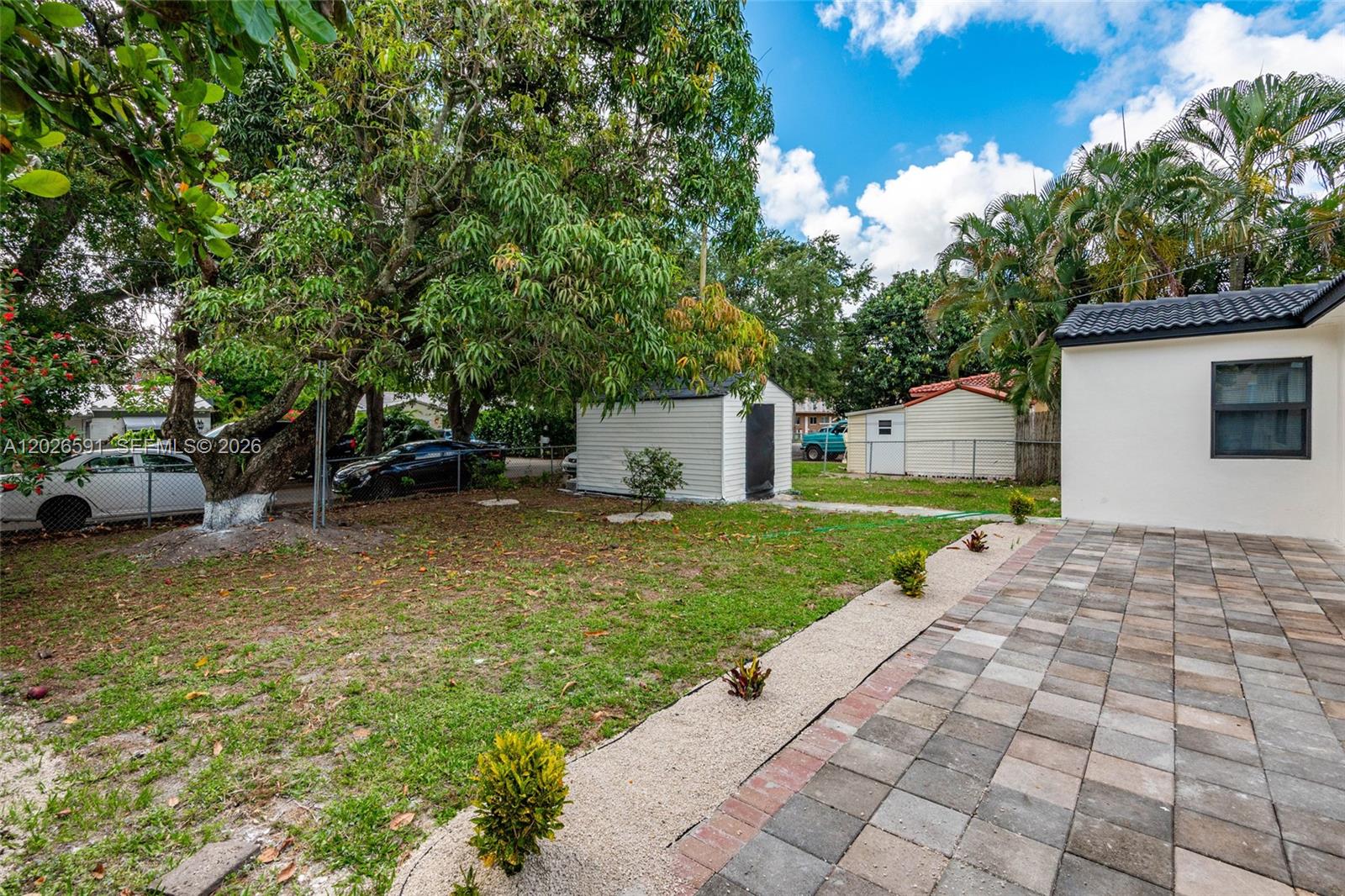 CORONET PARK - Residential