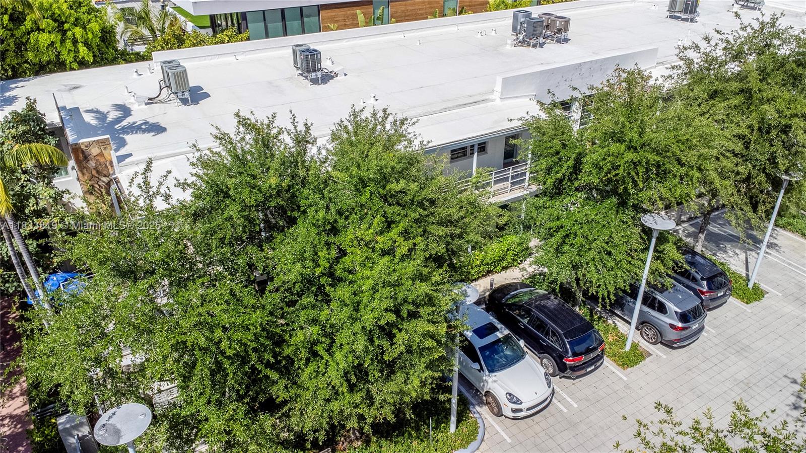 2021 Meridian Ave 8