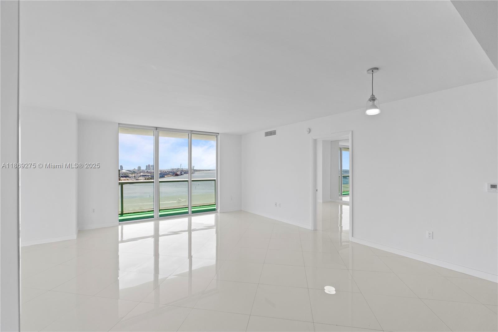 50 BISCAYNE CONDO - Residential