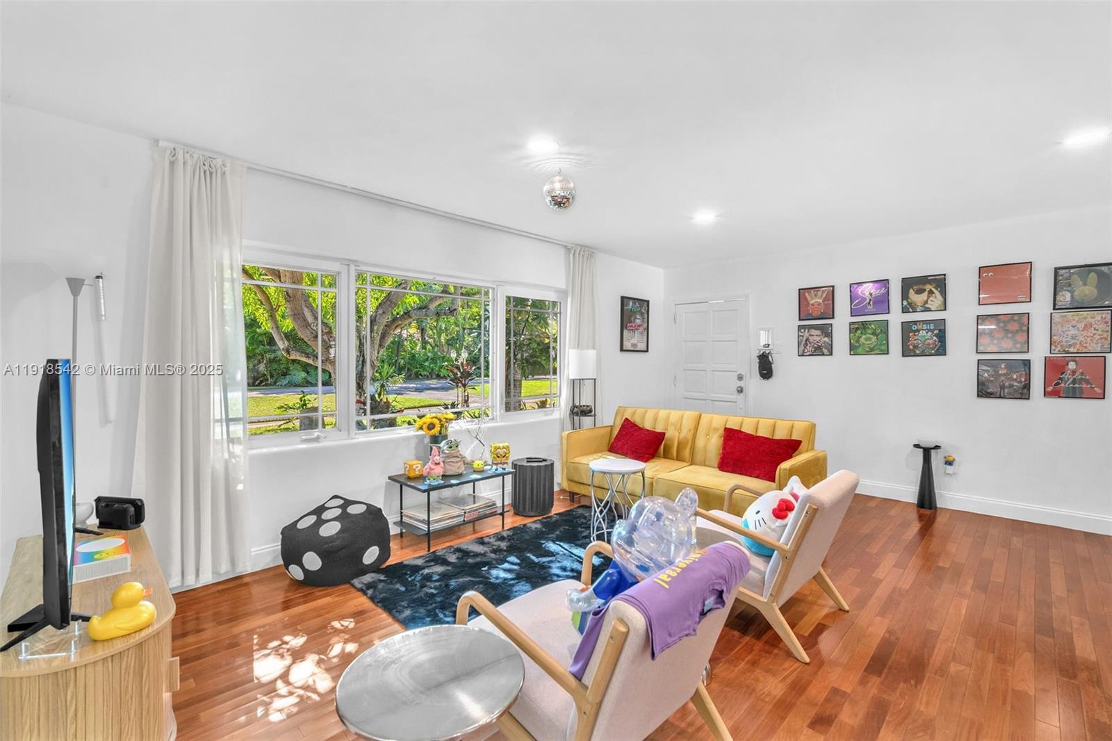 MIAMI SHORES SEC 8 REV - Residential