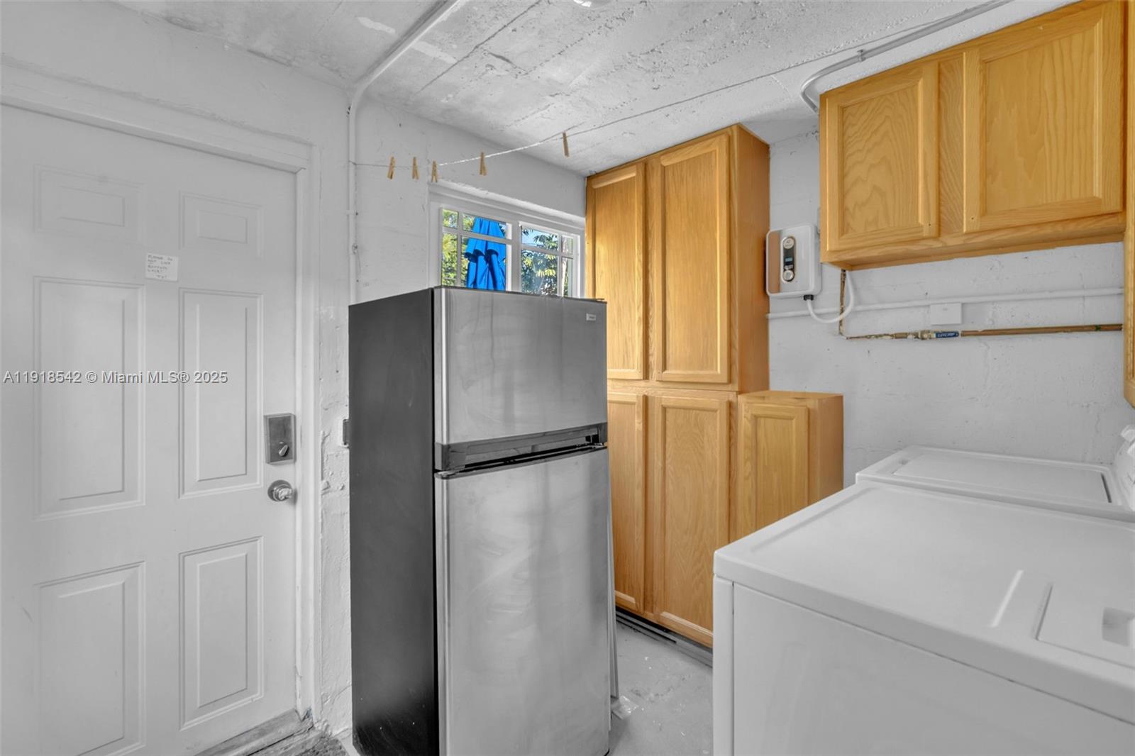 MIAMI SHORES SEC 8 REV - Residential