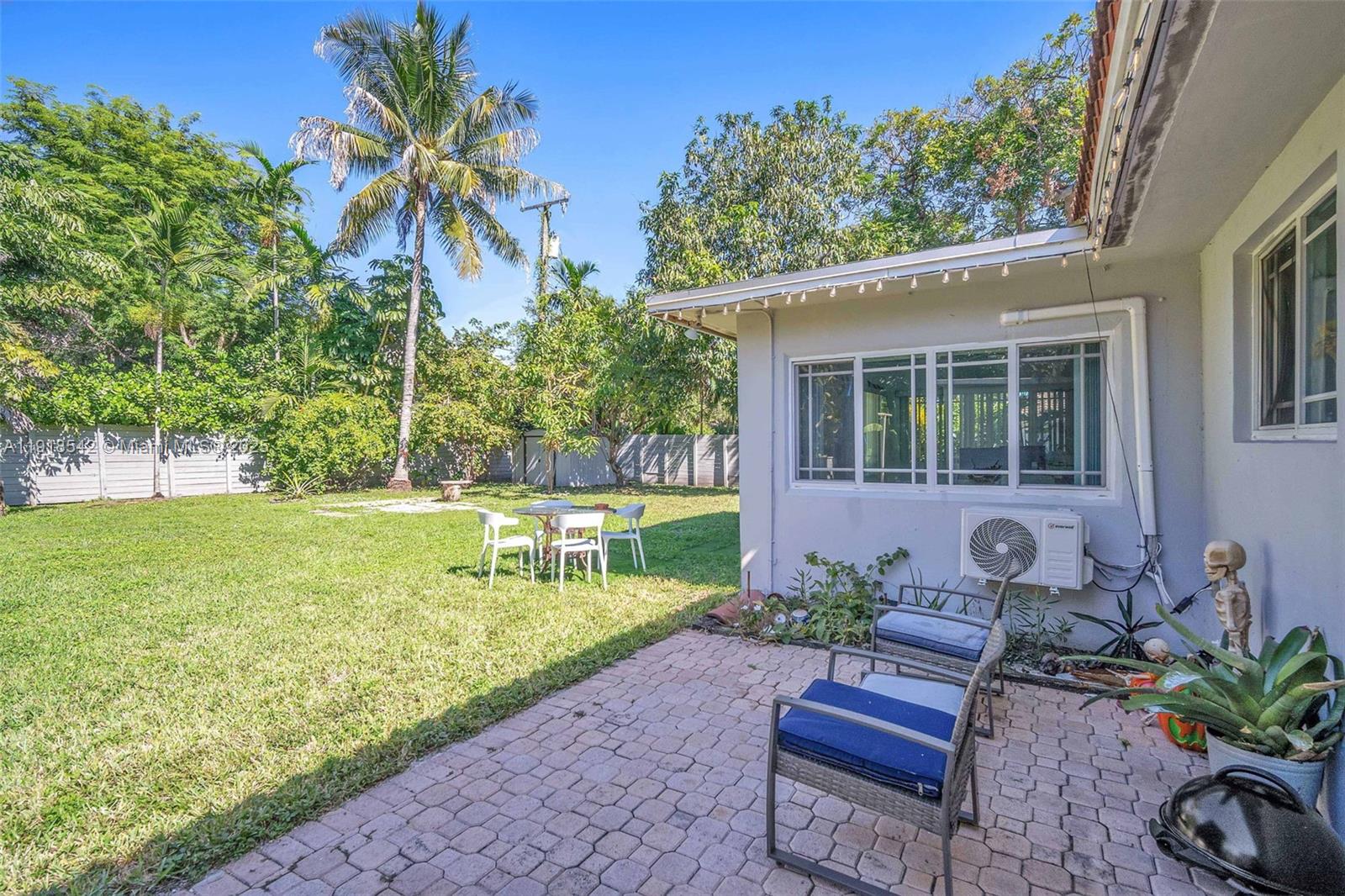 MIAMI SHORES SEC 8 REV - Residential