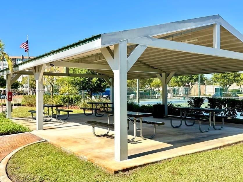 PARK PLACE CONDOMINIUM NO - Residential