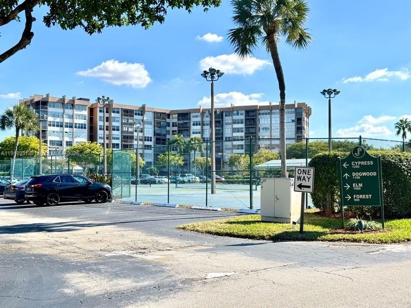 1200 Saint Charles Pl 218