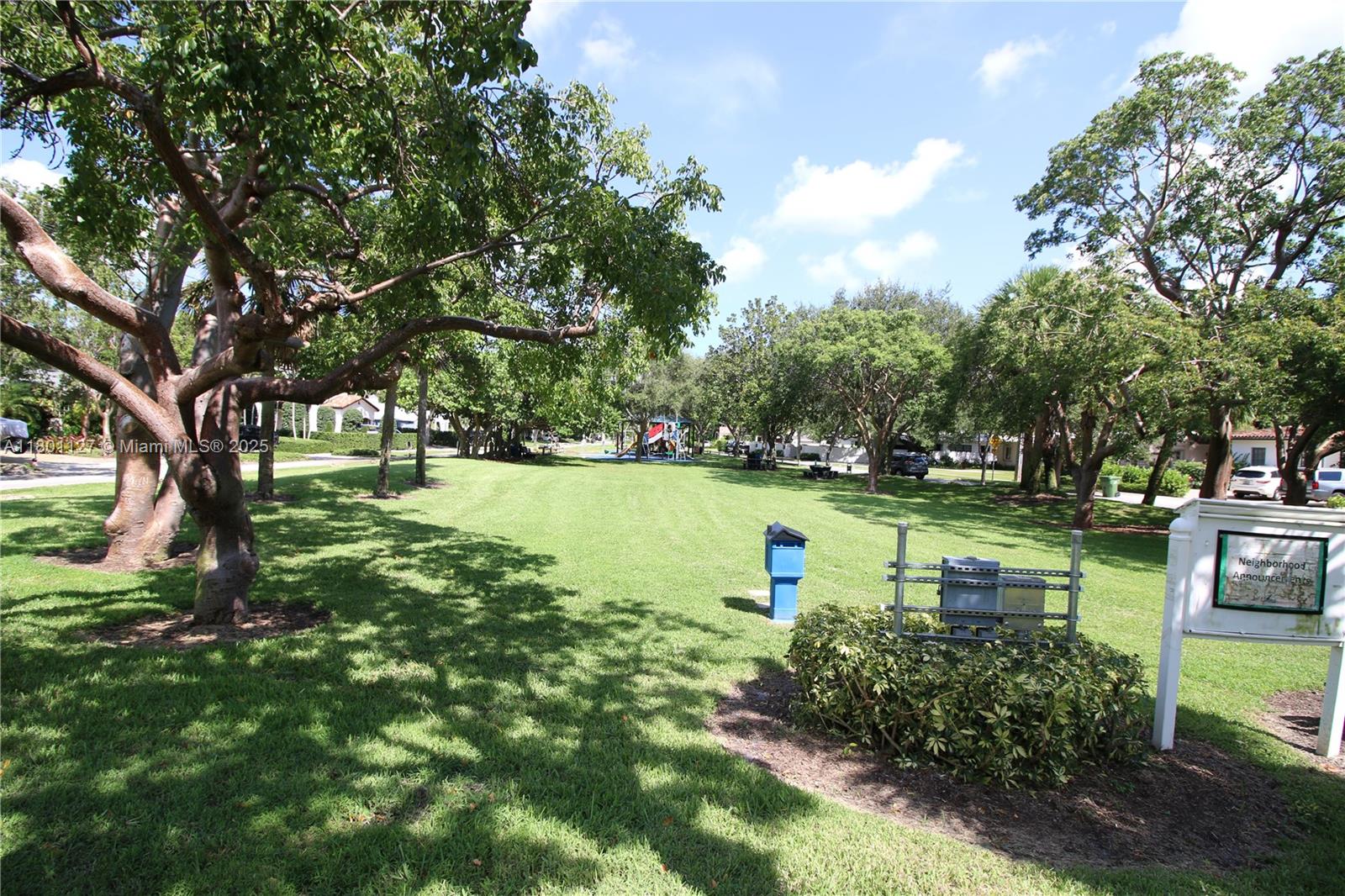 RIO VISTA ISLES - Residential