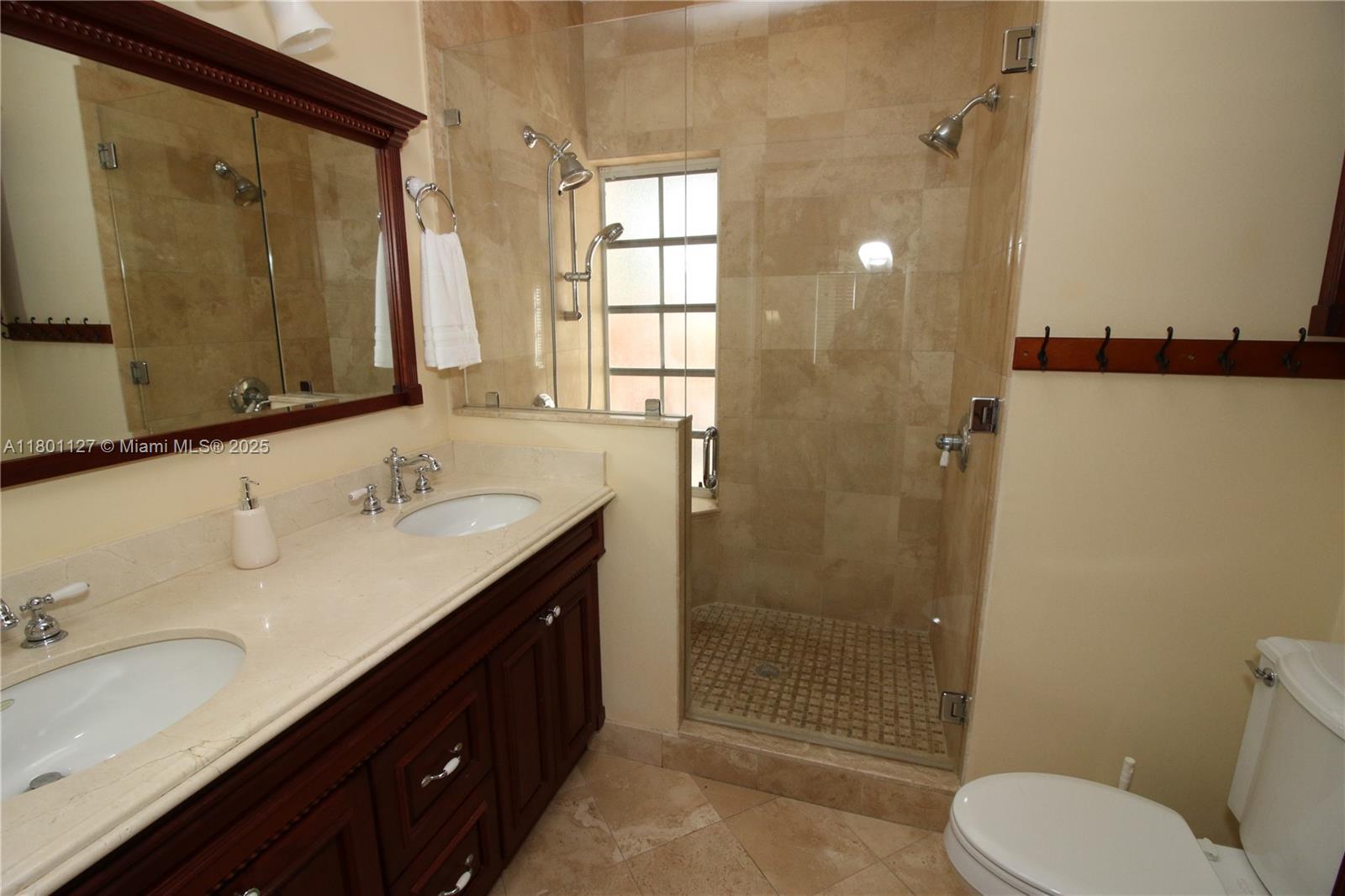 RIO VISTA ISLES - Residential
