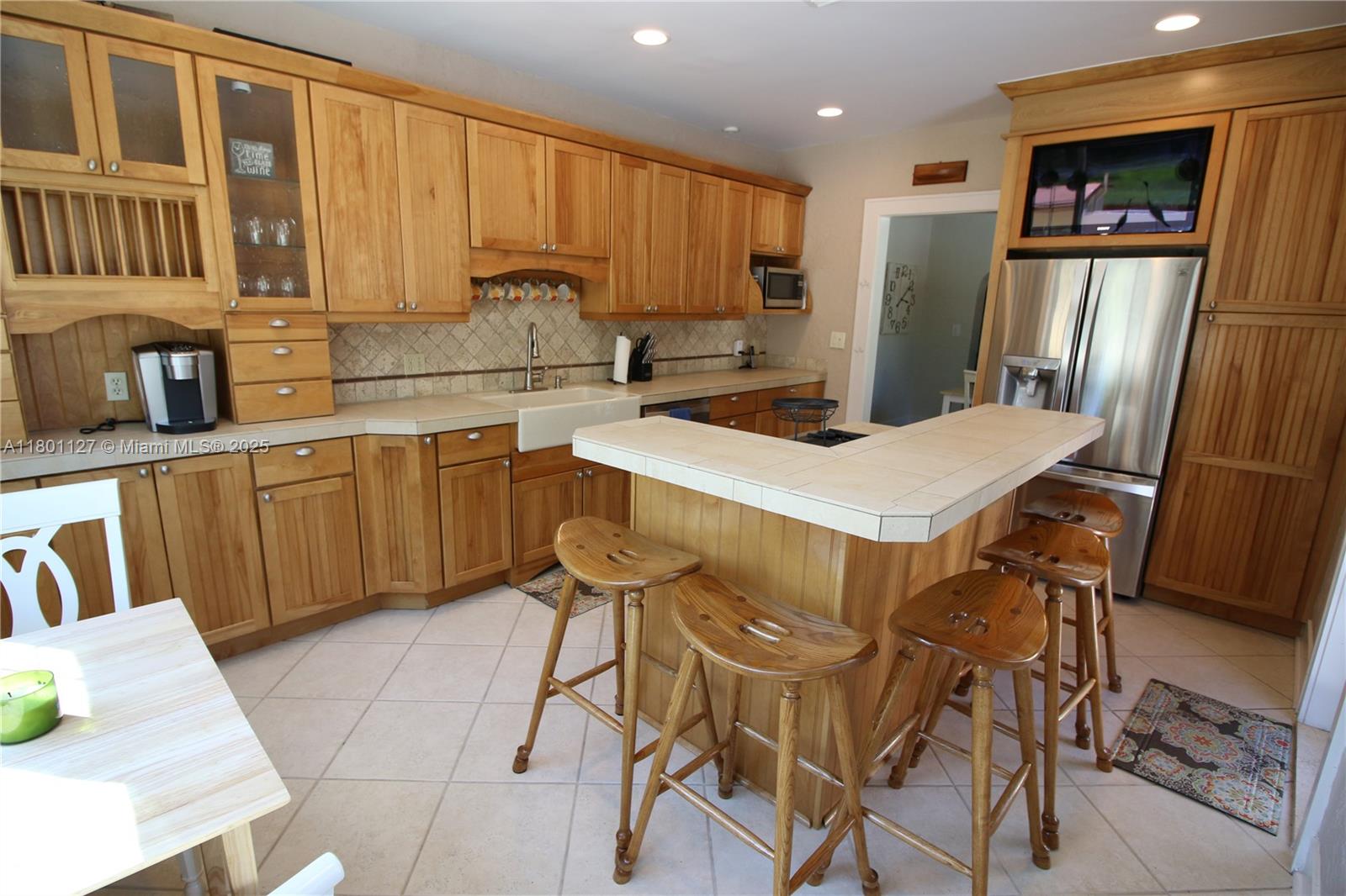 RIO VISTA ISLES - Residential