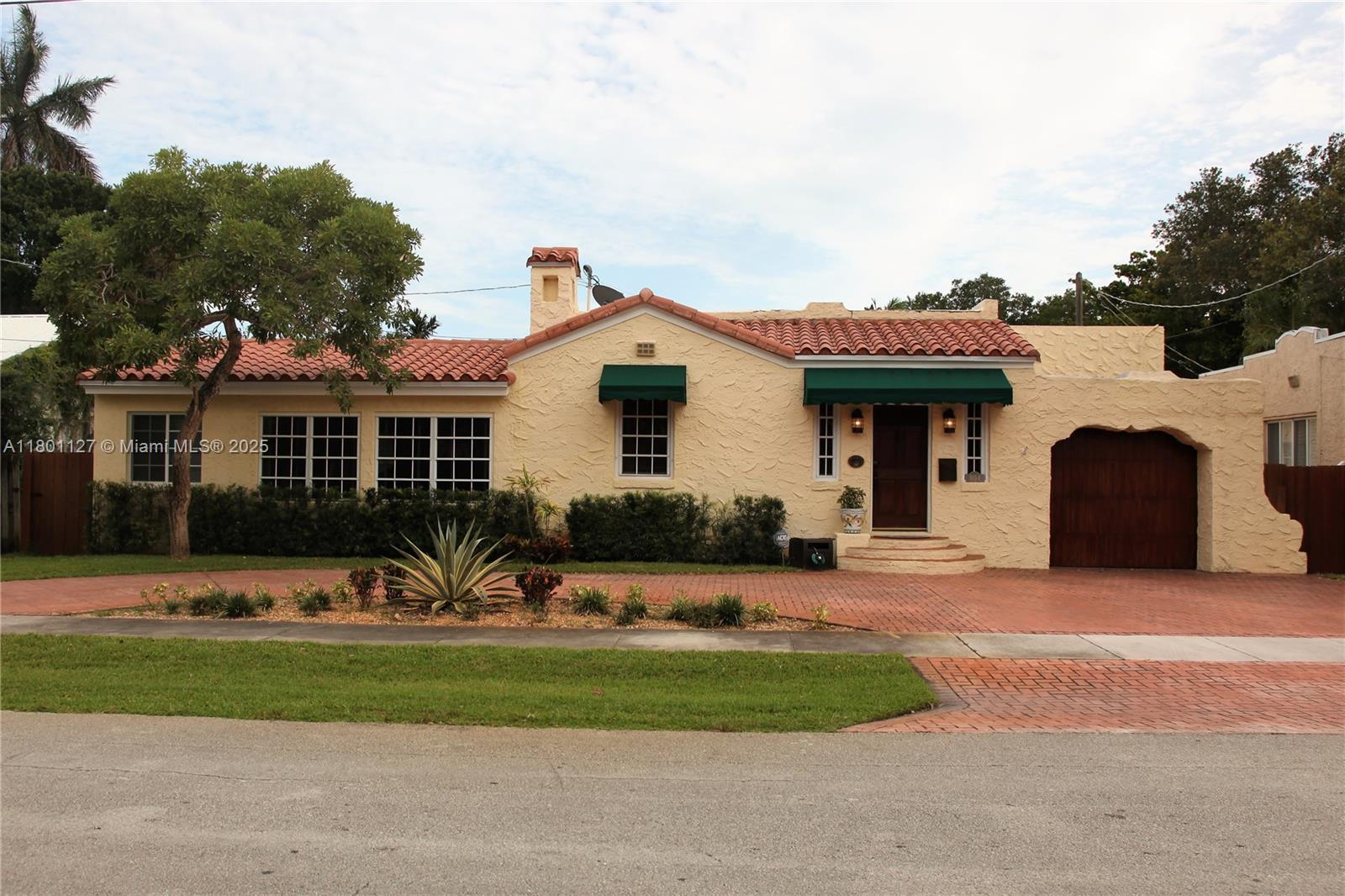 804 Se 10th St, Fort Lauderdale, Broward County, Florida - 3 Bedrooms  
3 Bathrooms - 