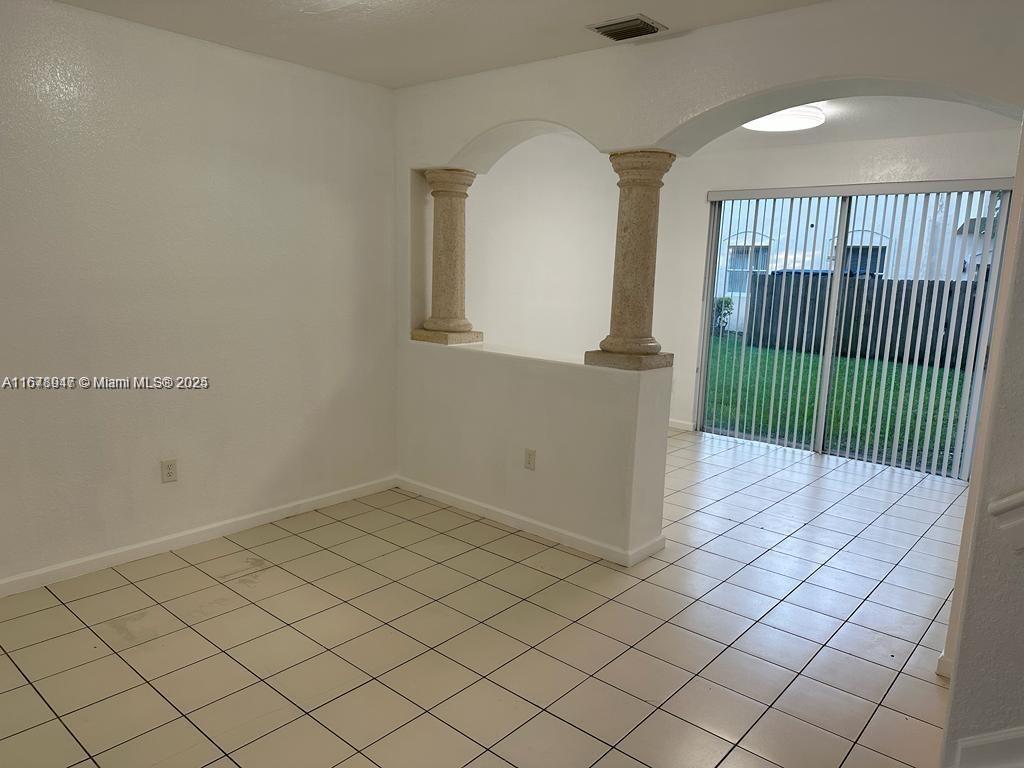 SHOMA TOWNHOMES AT KEYSCO - Residential