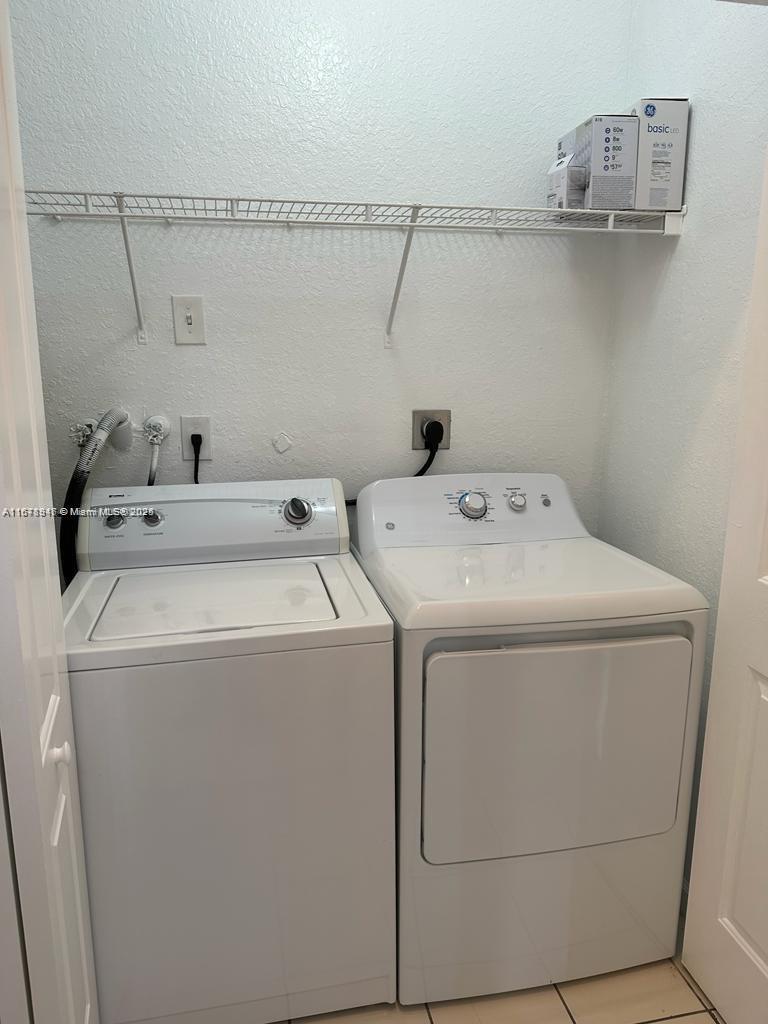 SHOMA TOWNHOMES AT KEYSCO - Residential