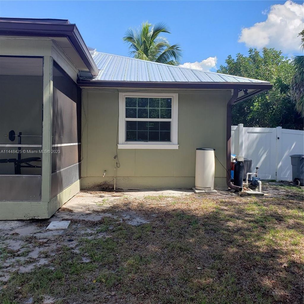 Photo of 8678 SE Oleander St #8688, Hobe Sound, FL 33455 (MLS # A11448425)