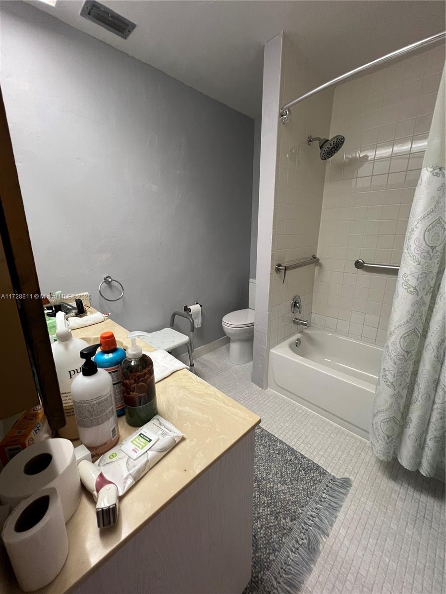 COVERED BRIDGE CONDO - Residential