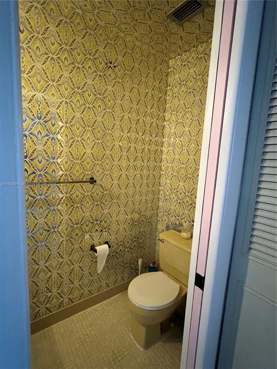 COVERED BRIDGE CONDO - Residential