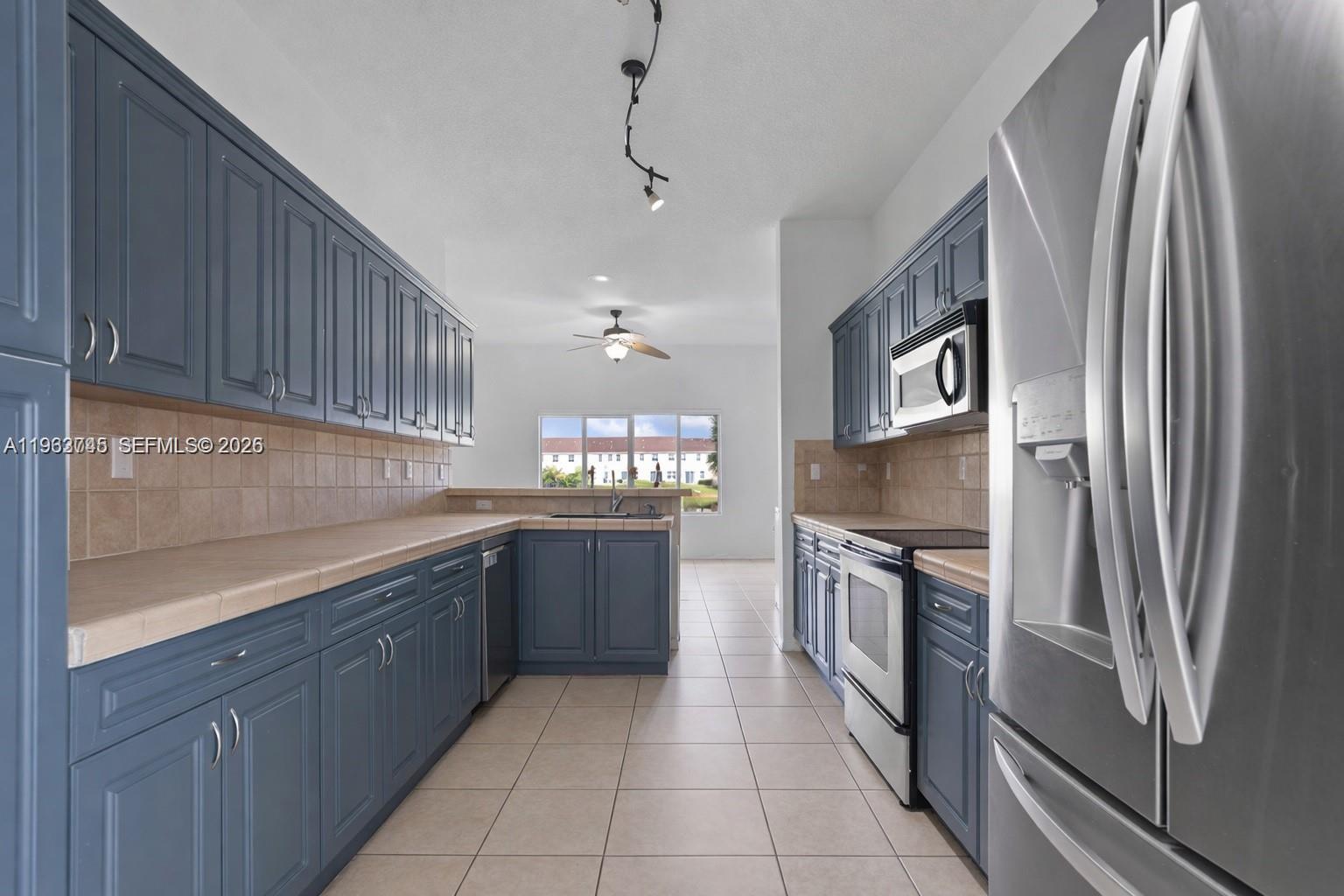 TOWNGATE NORTH - Residential Lease