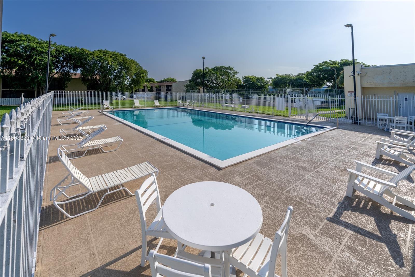 CUTLER CREEK VILLAGE COND - Residential