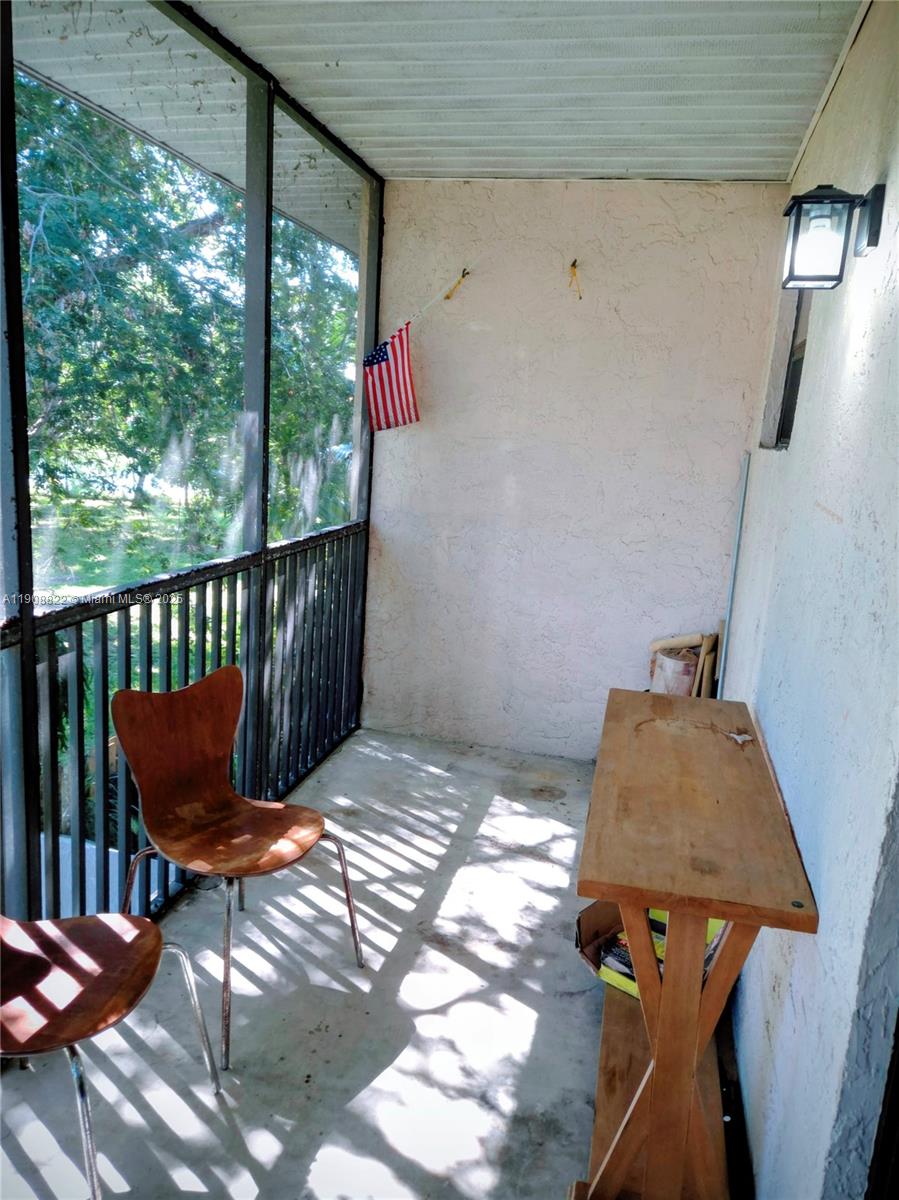 CUTLER CREEK VILLAGE COND - Residential