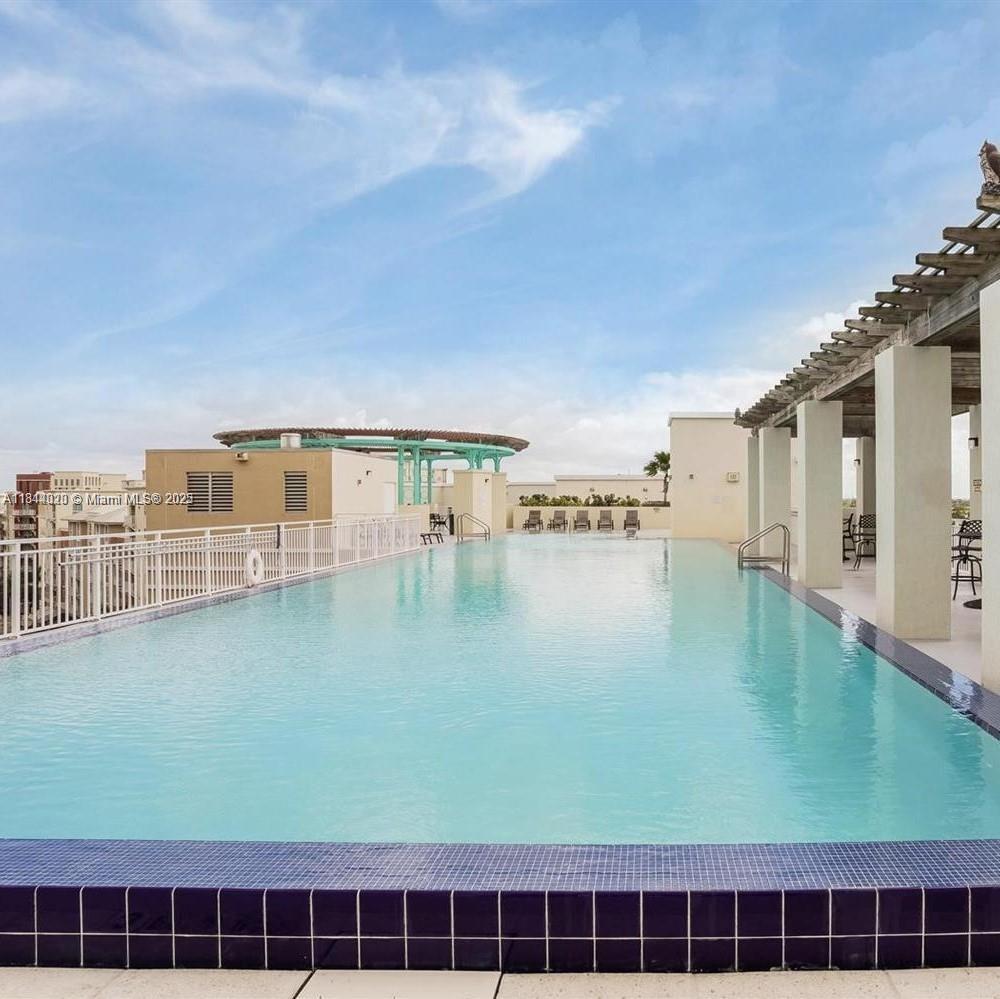 DOWNTOWN DADELAND CONDO N - Residential Lease