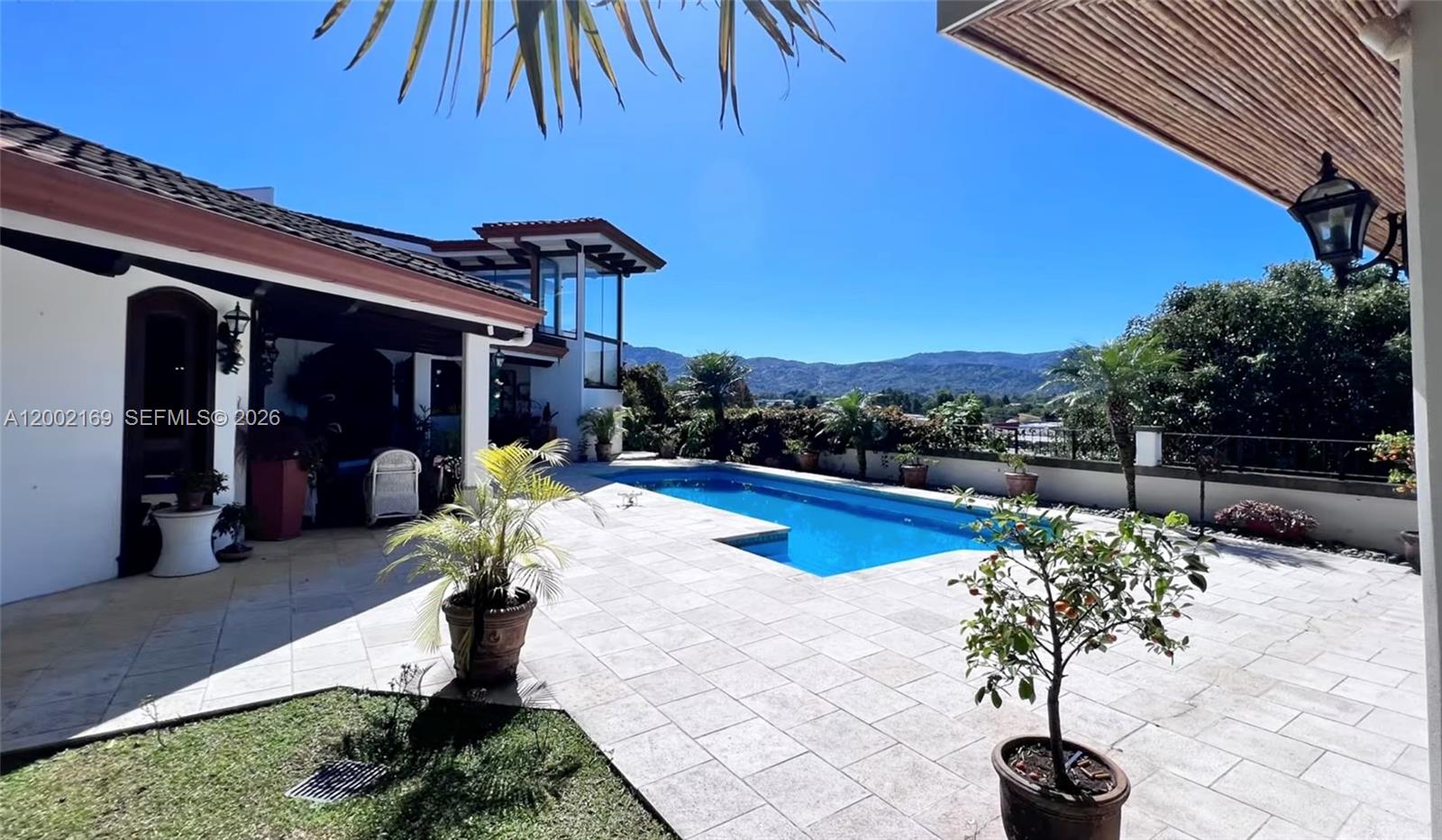 Curridabat - Residential