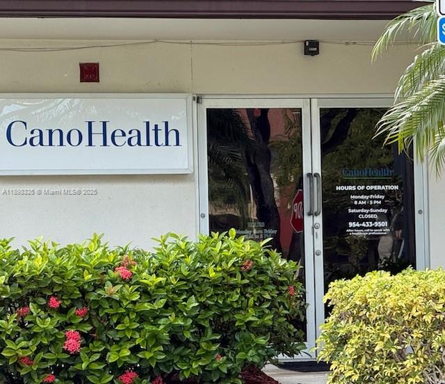 PLYMOUTH AT CENTURY VILLA - Residential Lease