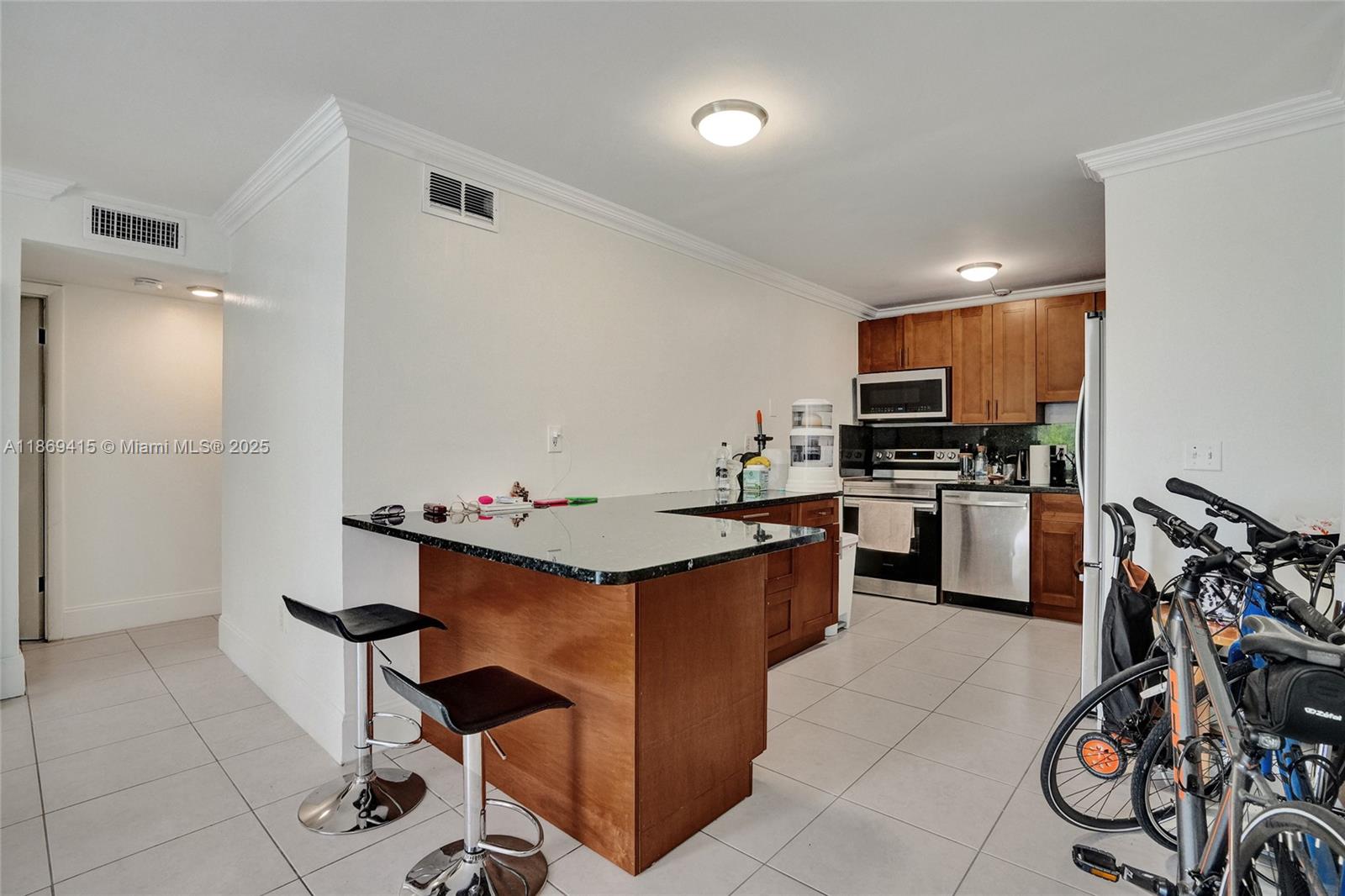 1801 S Treasure Dr 329
