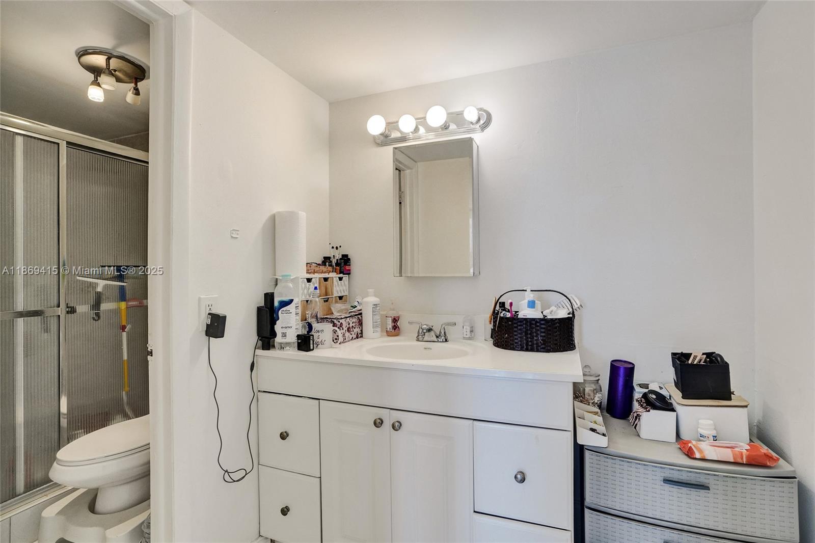 NORTH BAY VILLAS CONDO - Residential