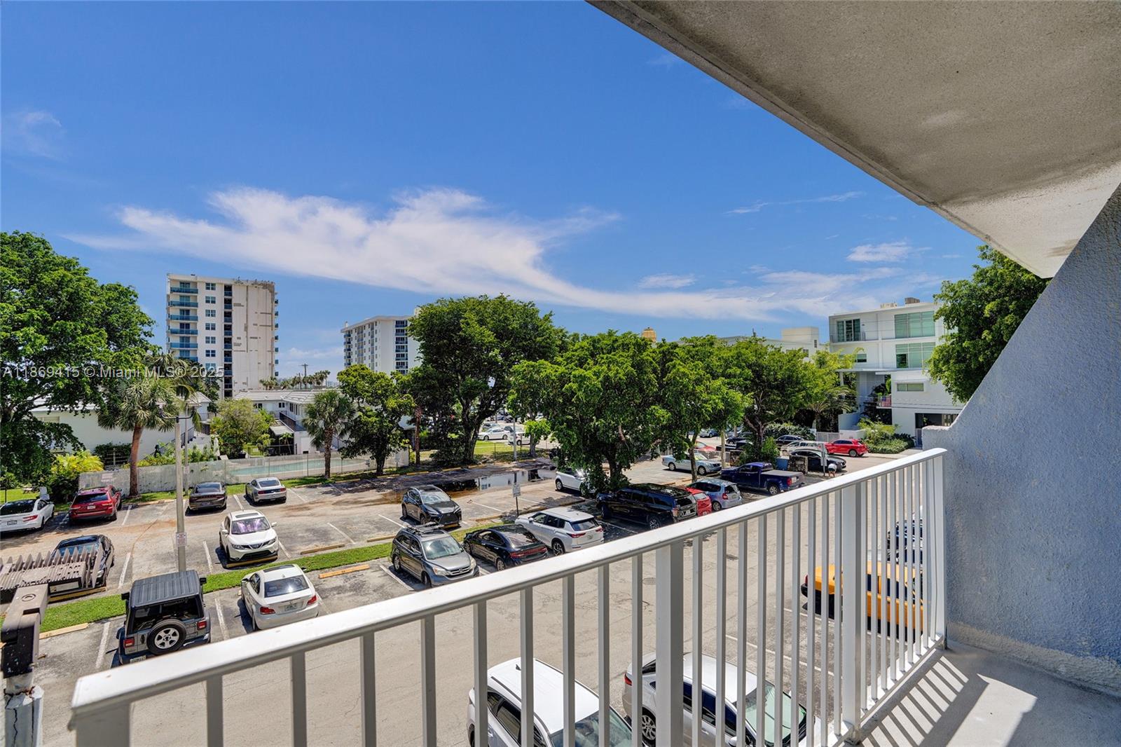 NORTH BAY VILLAS CONDO - Residential