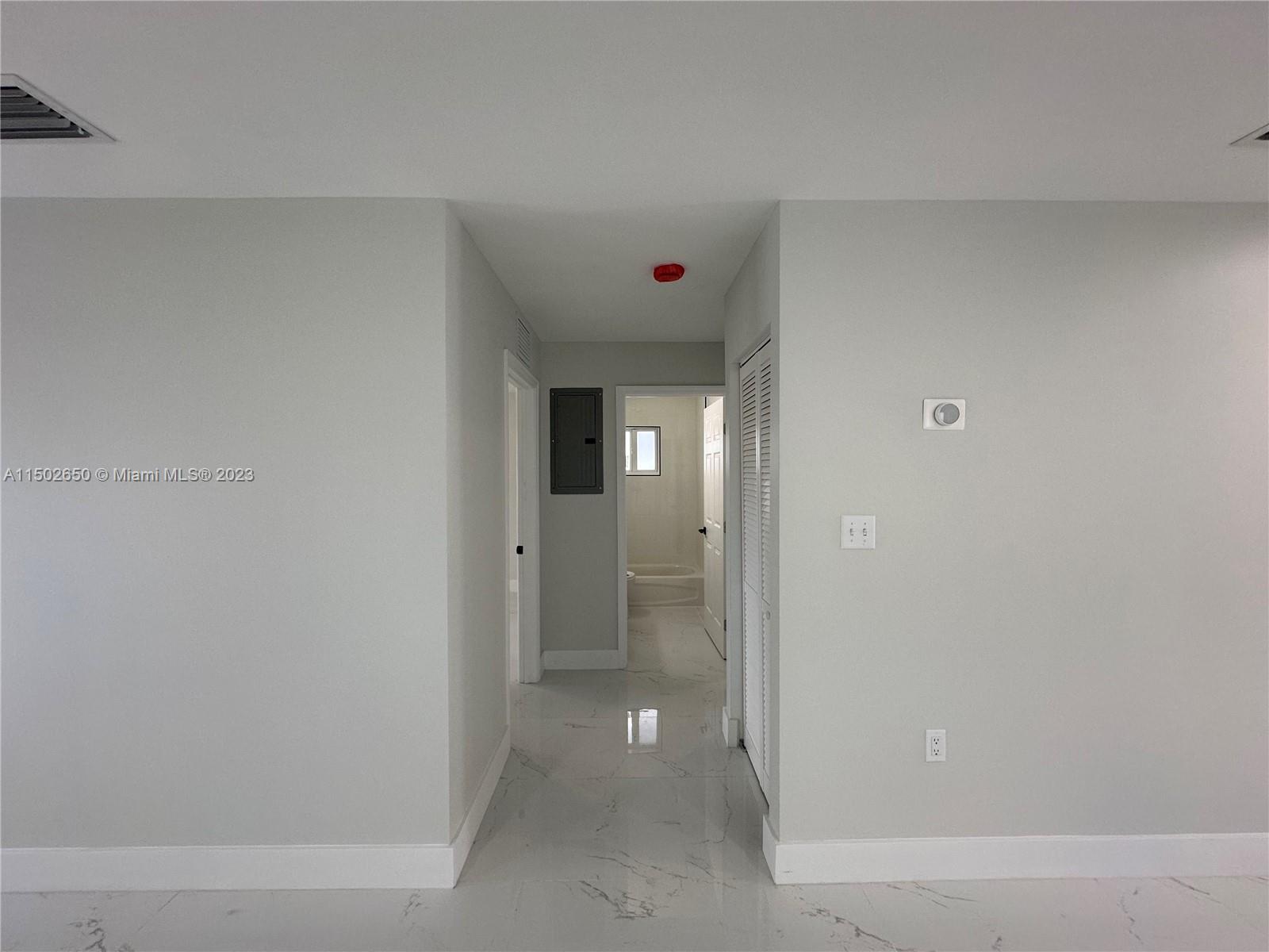 PARA VILLA HEIGHTS - Residential Lease