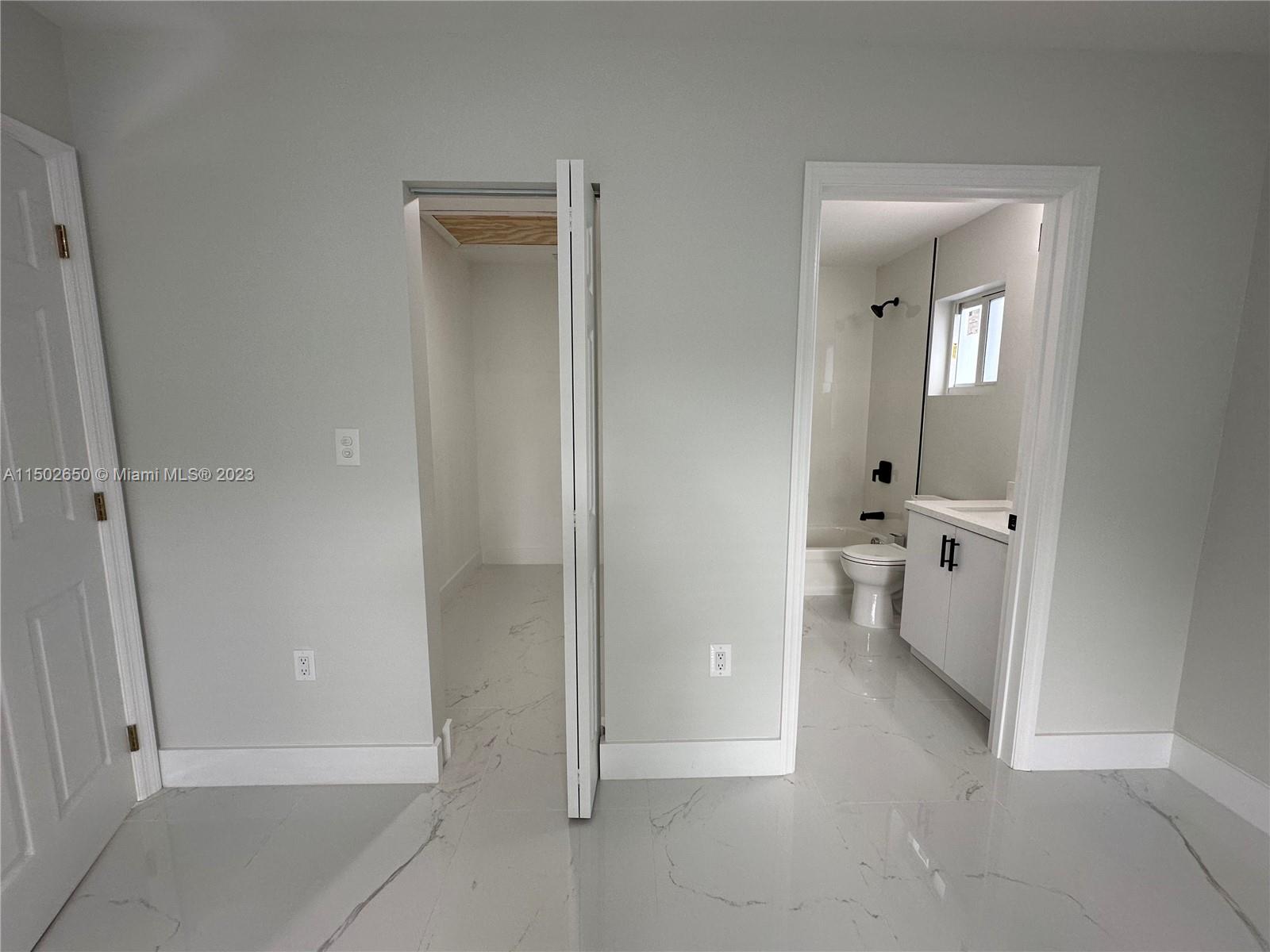 PARA VILLA HEIGHTS - Residential Lease