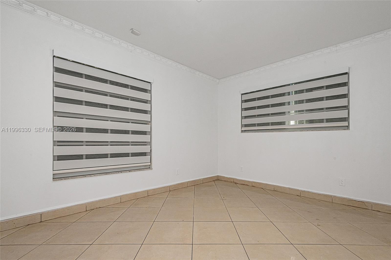 SUNSWEPT ISLE 1ST ADDN - Residential Lease