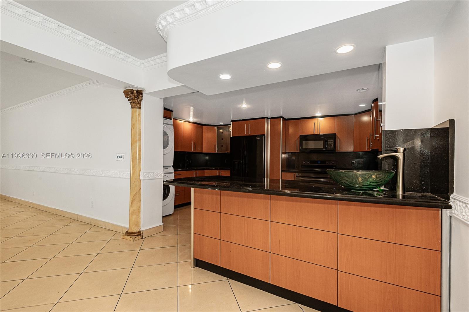 SUNSWEPT ISLE 1ST ADDN - Residential Lease