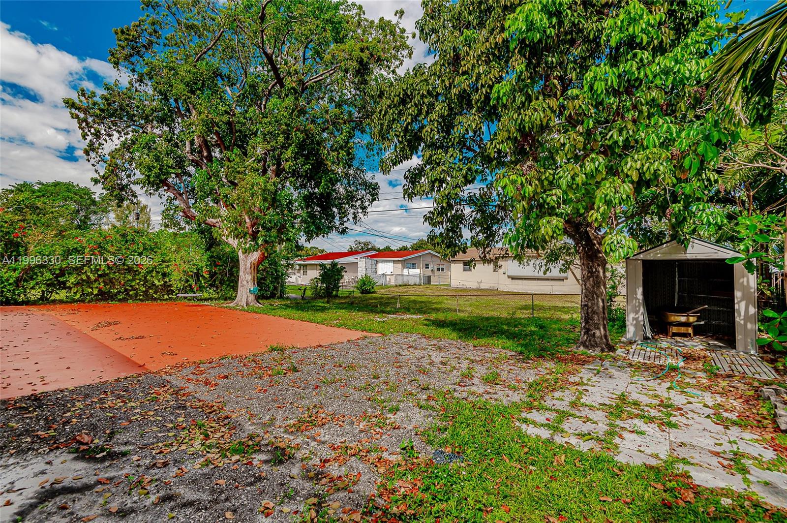 SUNSWEPT ISLE 1ST ADDN - Residential Lease