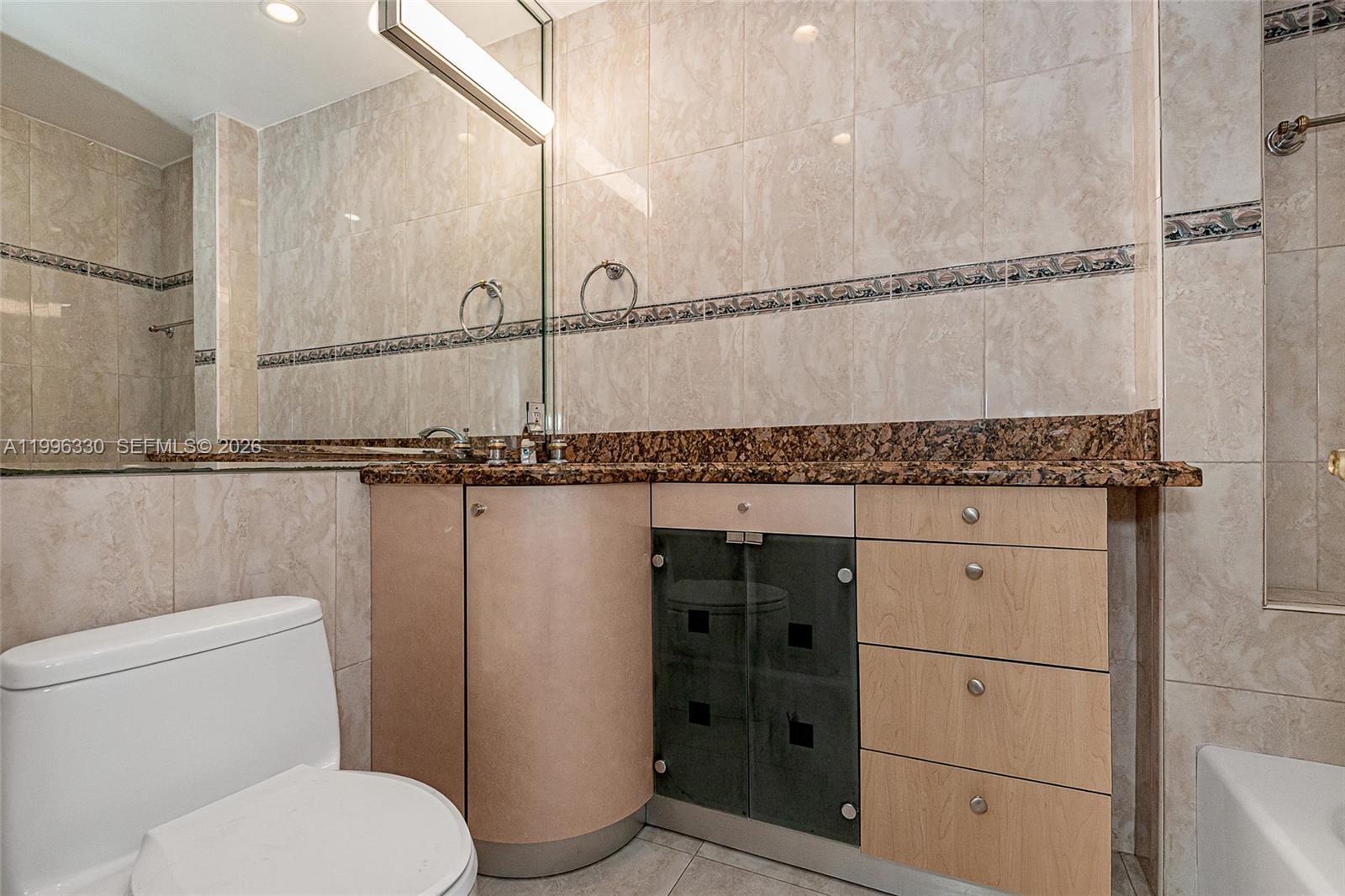 SUNSWEPT ISLE 1ST ADDN - Residential Lease