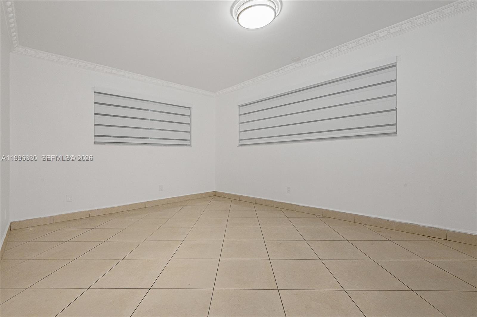 SUNSWEPT ISLE 1ST ADDN - Residential Lease