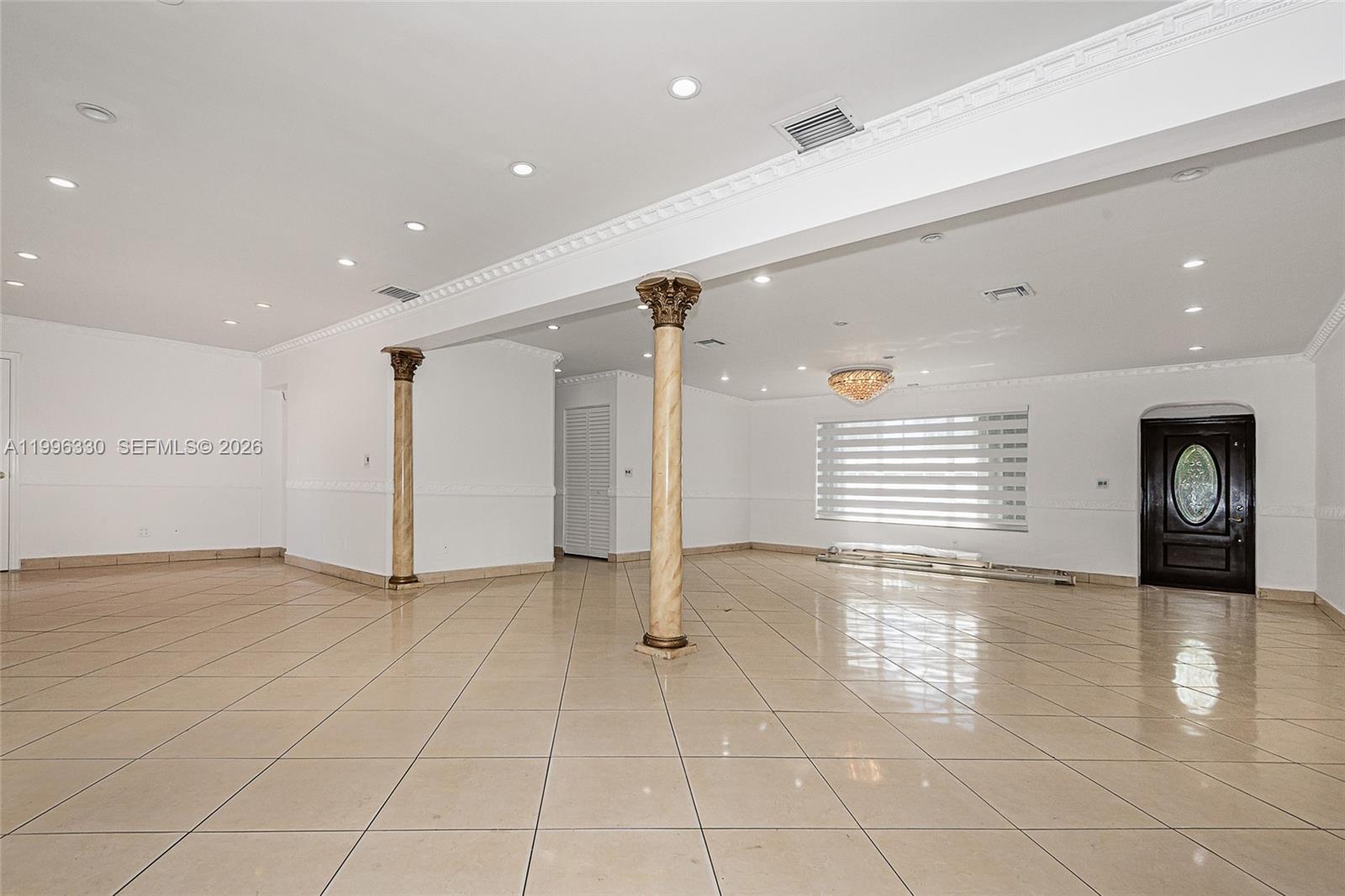 SUNSWEPT ISLE 1ST ADDN - Residential Lease