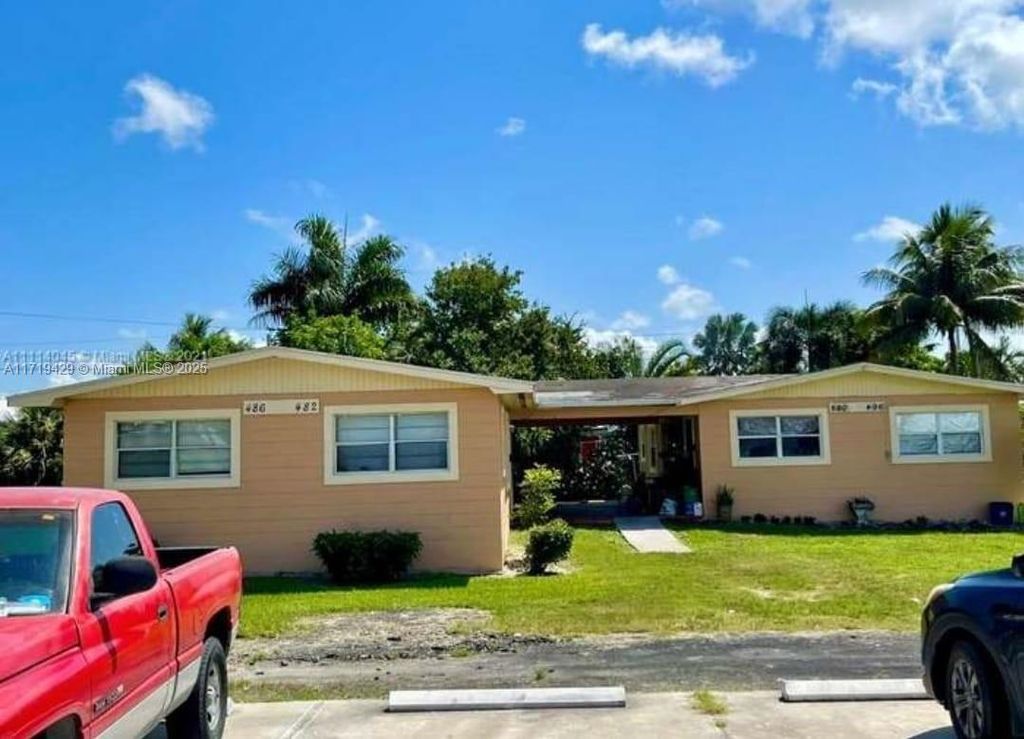 Photo of 460 Cypress Ave, Pahokee, FL 33476 (MLS # A11719429)