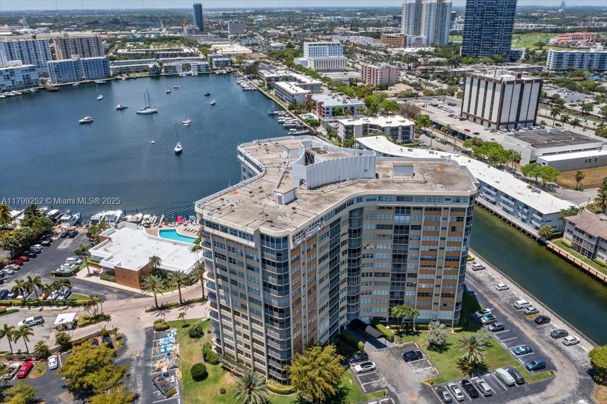 100 Golden Isles Dr 1105